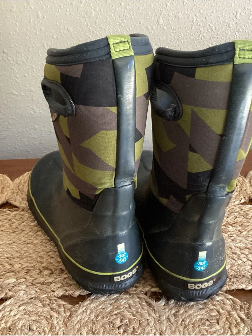 Bogs Kids Black and Lime Geo Pull-On Rain Snow Boots -30 Below